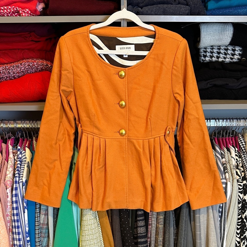 Skirtin Around 100% wool orange 3 button closure peplum blazer size 8
